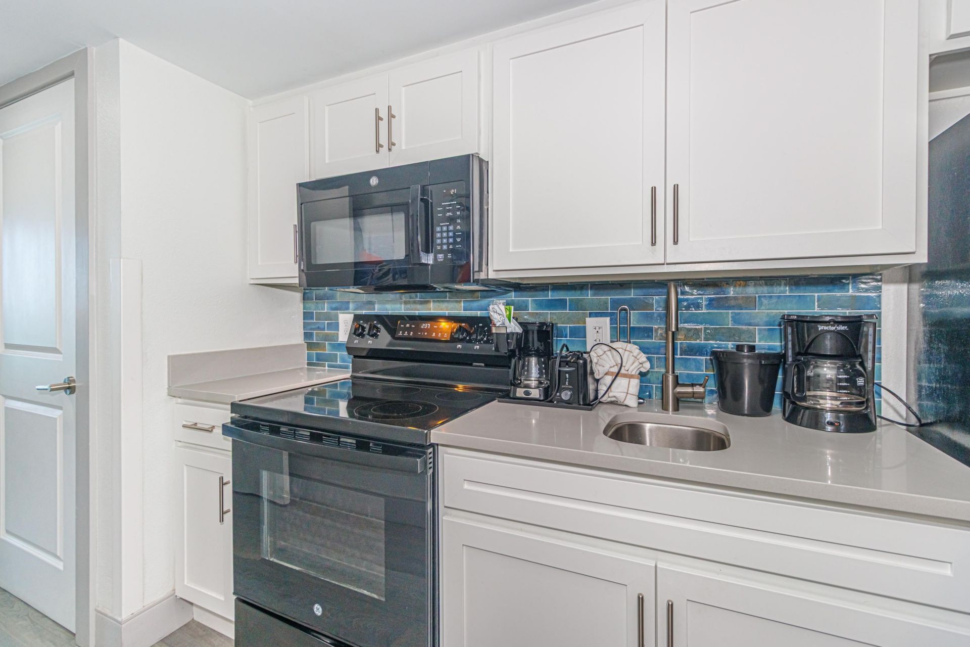 2401 S Ocean Blvd. Photo 11