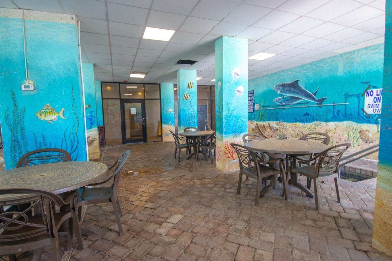 2401 S Ocean Blvd. Photo 34