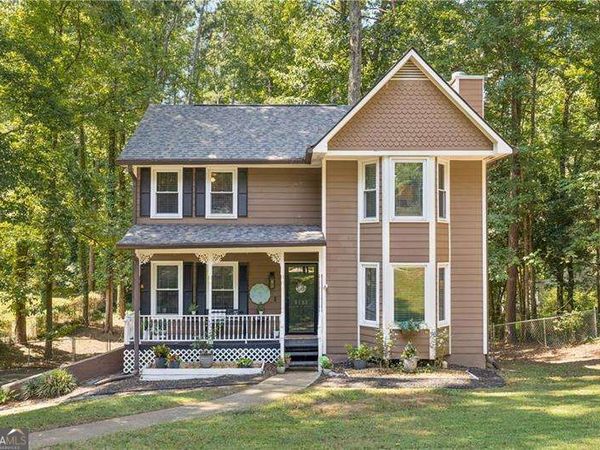 6153 Picketts Ridge NW, Acworth, GA 30101