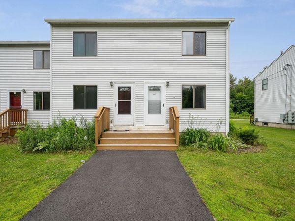 21 Huntington Place, Waterbury, VT 05676