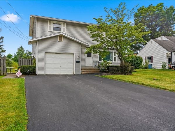 111 Patricia Drive , Syracuse, NY 13212
