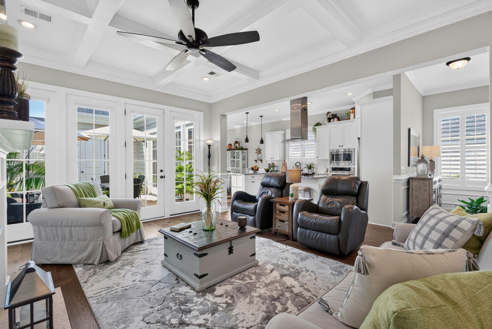 4034 Capensis Lane Photo 18
