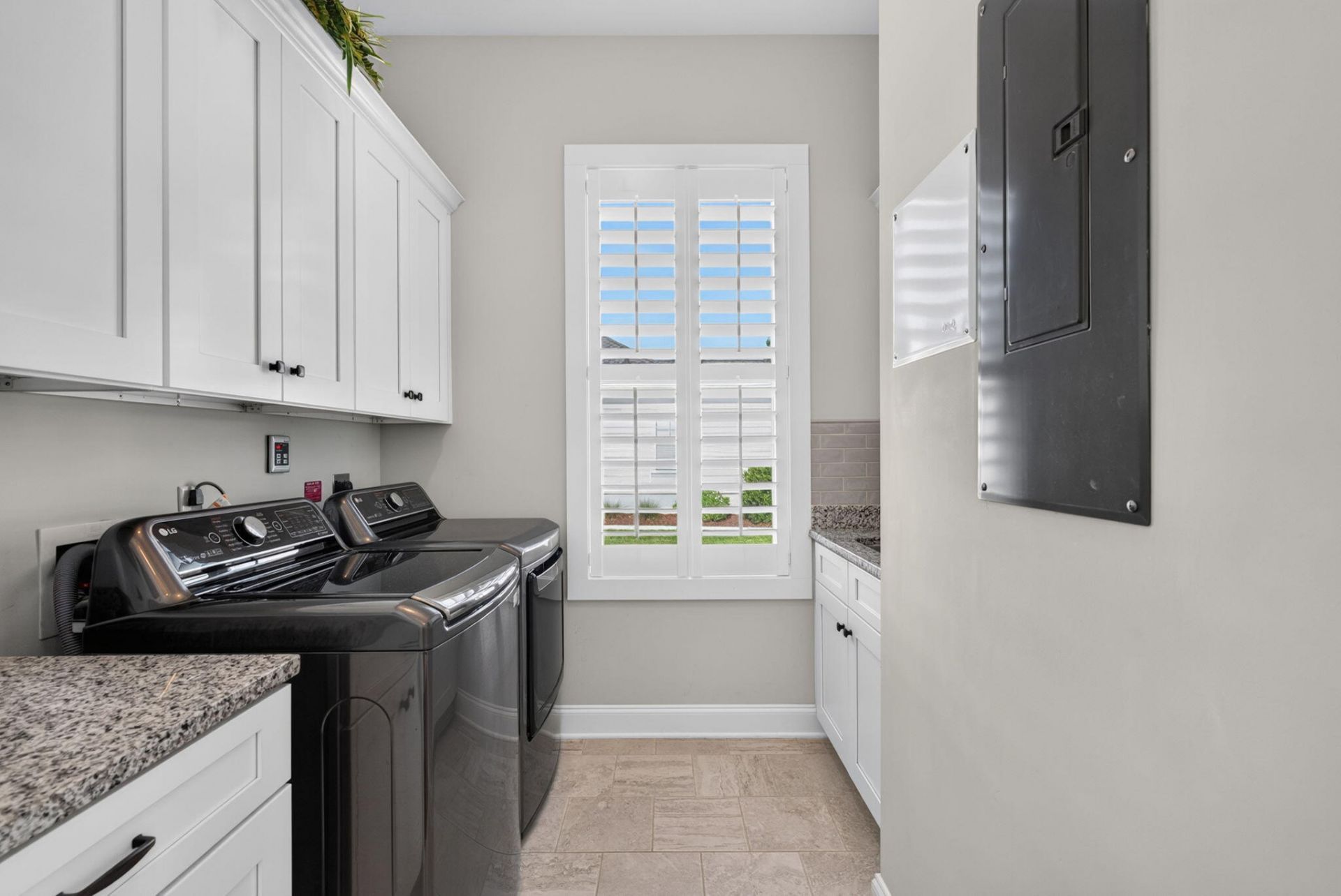 4034 Capensis Lane Photo 40
