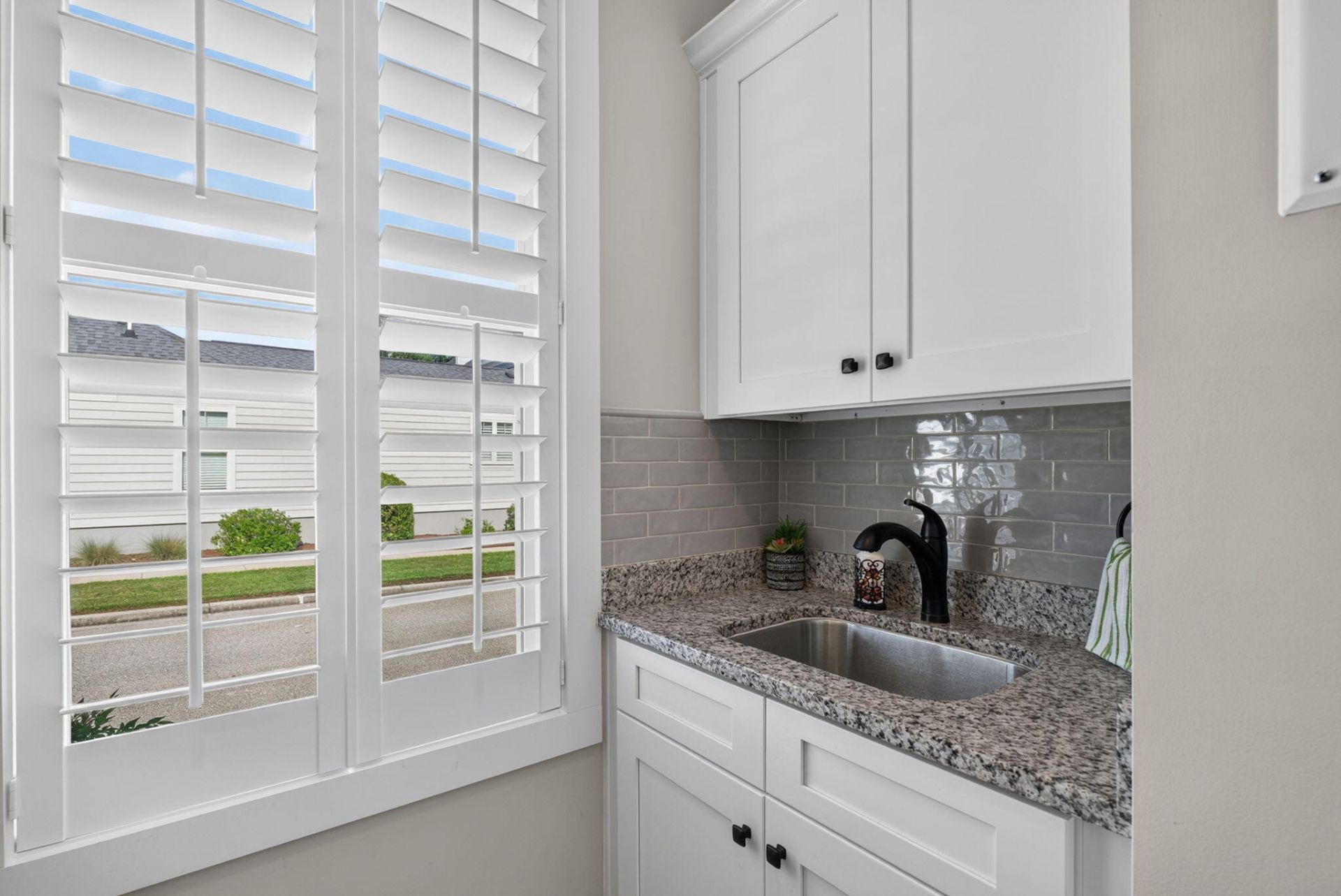 4034 Capensis Lane Photo 42