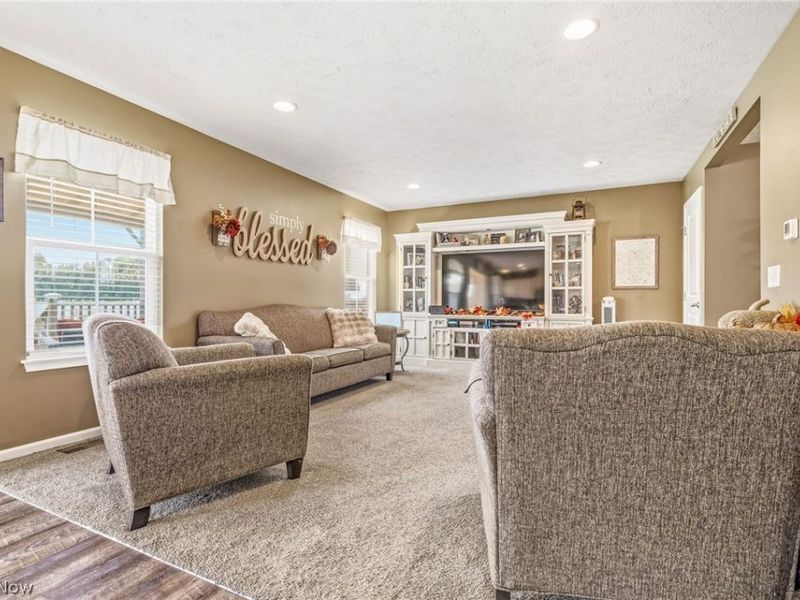 7230 Crusader Street SW, Massillon, OH 44646 Photo 8