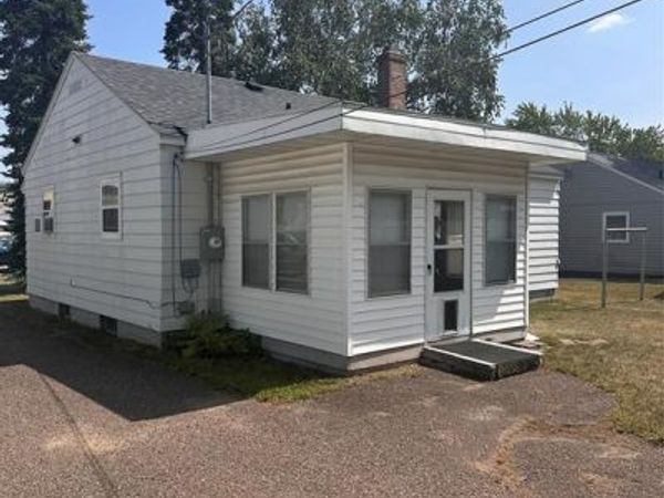 1518 Starr Avenue, Eau Claire, WI 54703
