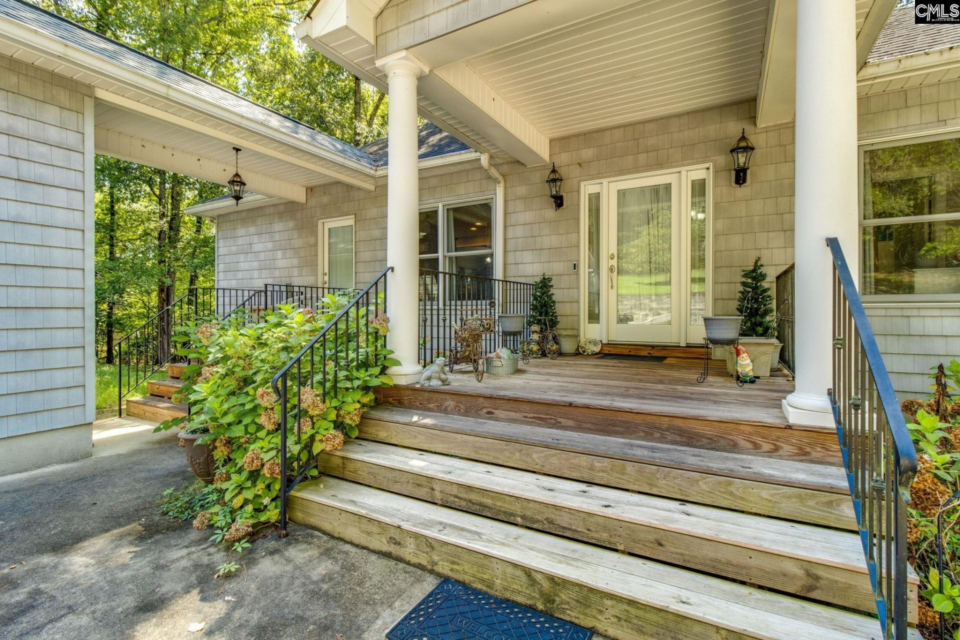 59 Inlet Harbour Court  Photo 5