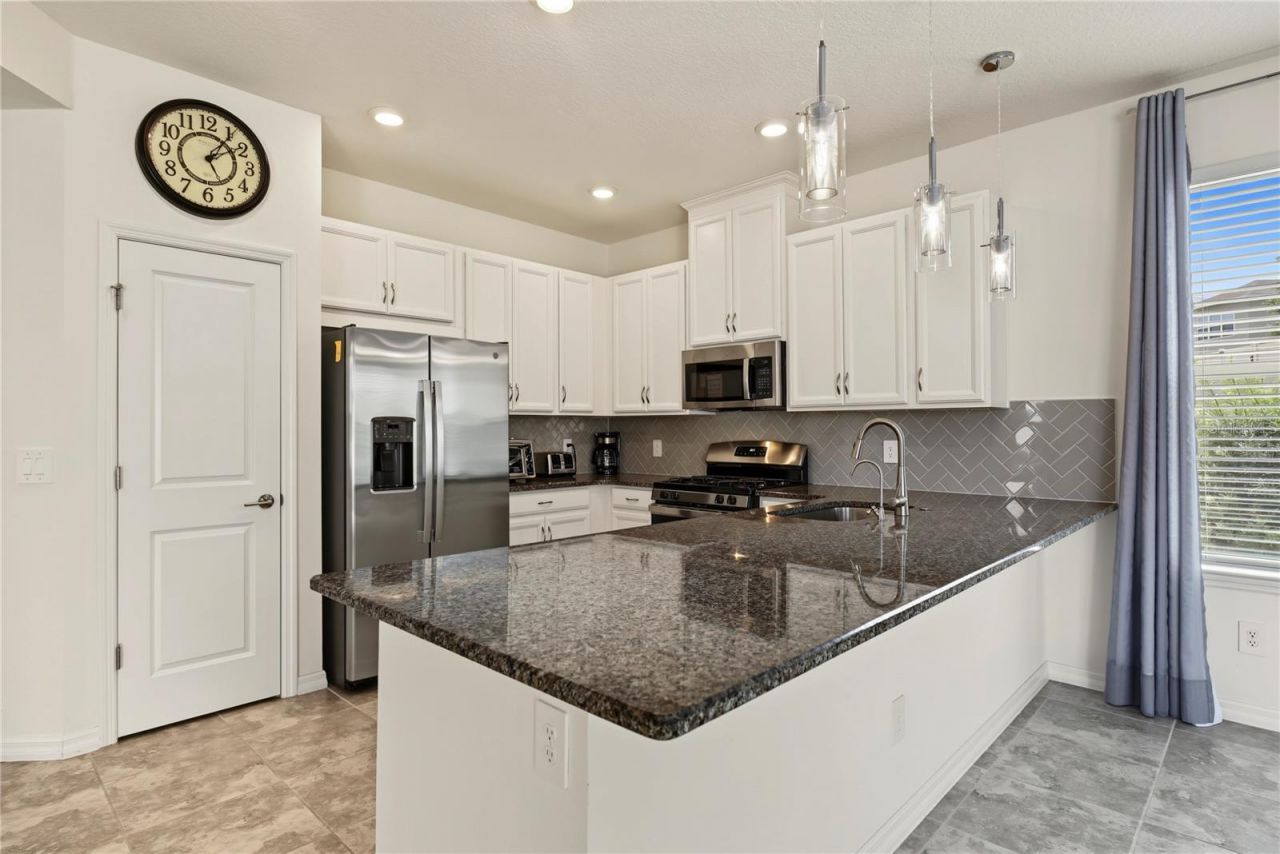 2812 Hilltop Road , Clermont, FL 34711 Photo