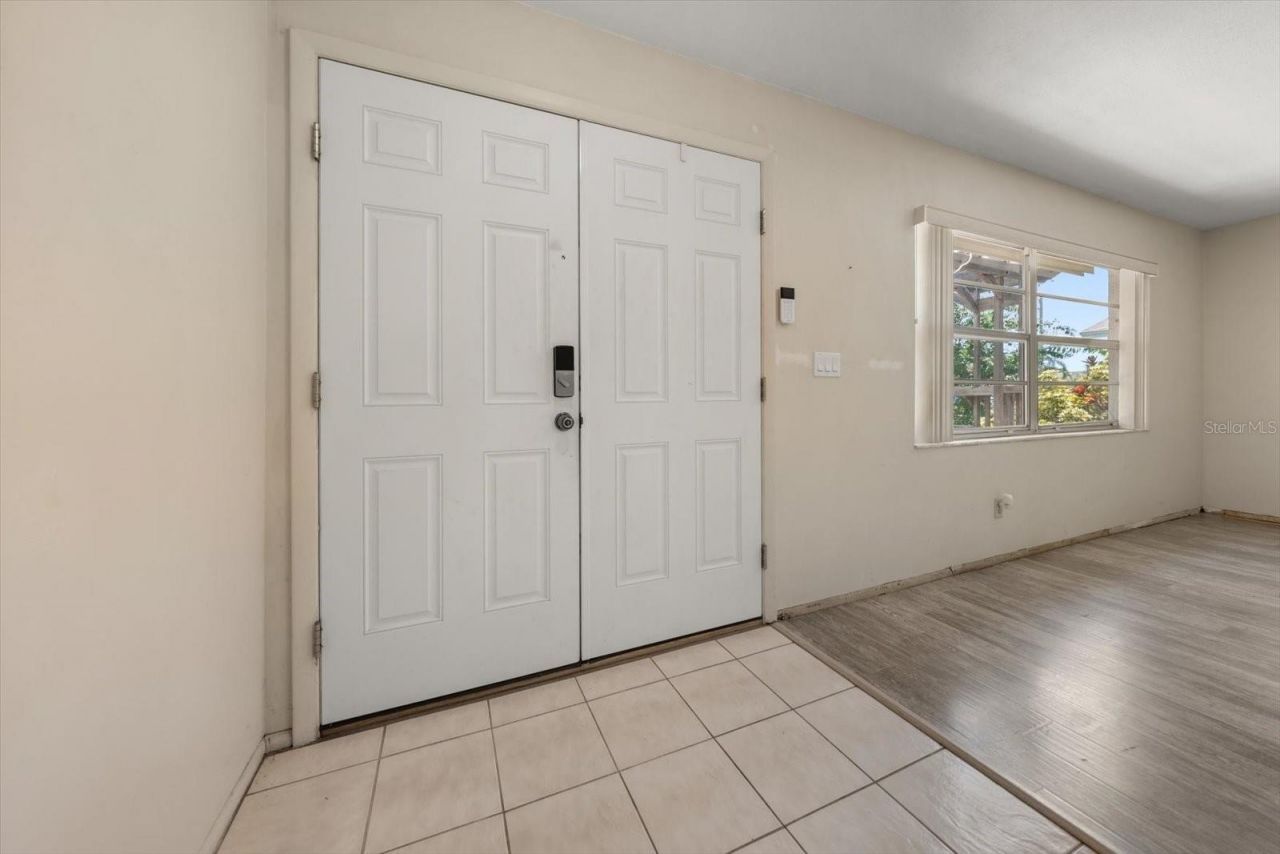 10928 118th Street , Seminole, FL 33778 Photo