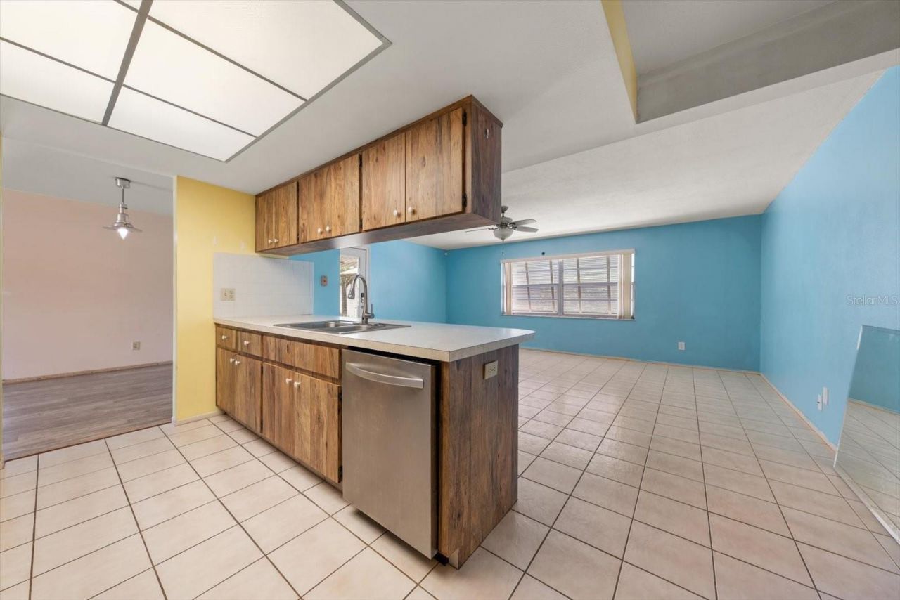 10928 118th Street , Seminole, FL 33778 Photo