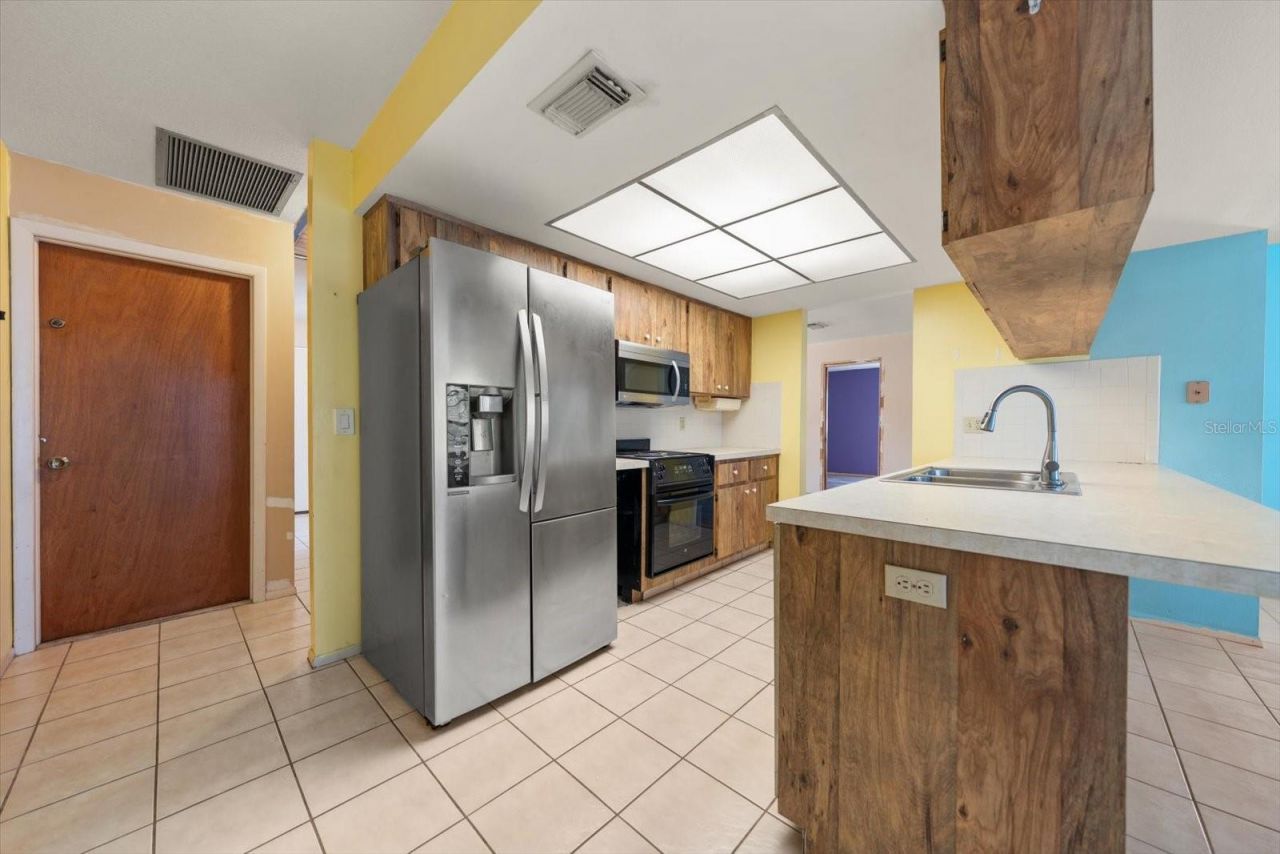10928 118th Street , Seminole, FL 33778 Photo