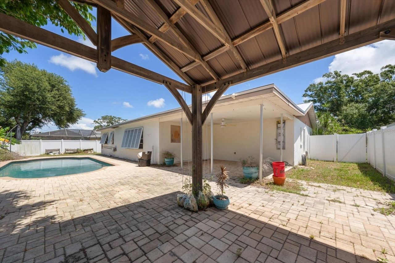10928 118th Street , Seminole, FL 33778 Photo
