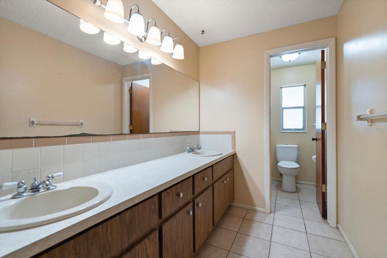 10928 118th Street , Seminole, FL 33778 Photo