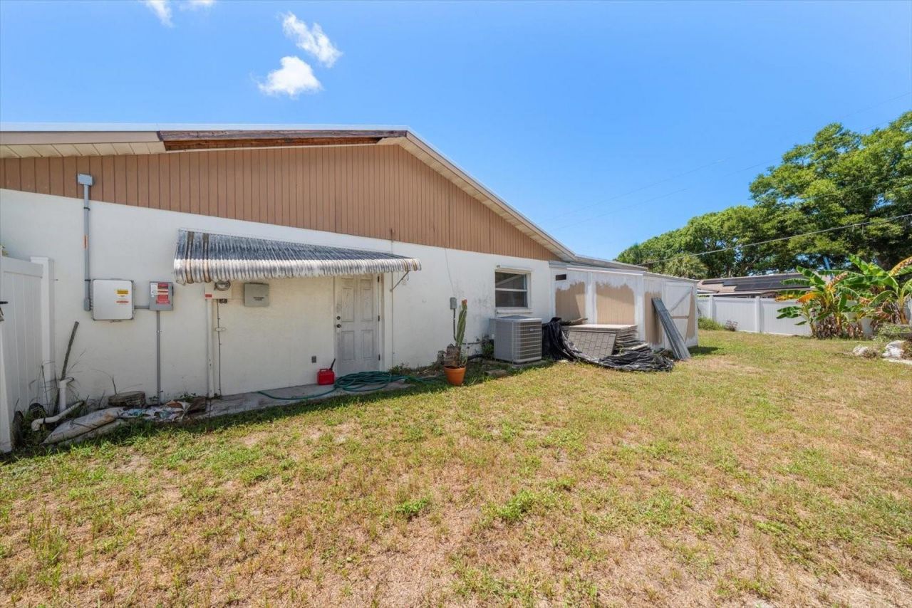 10928 118th Street , Seminole, FL 33778 Photo