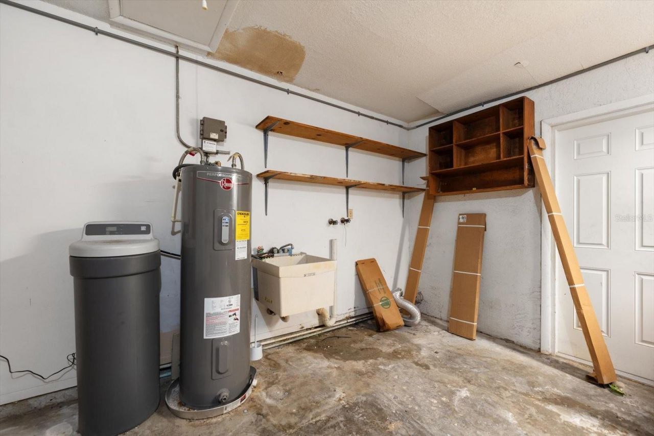 10928 118th Street , Seminole, FL 33778 Photo