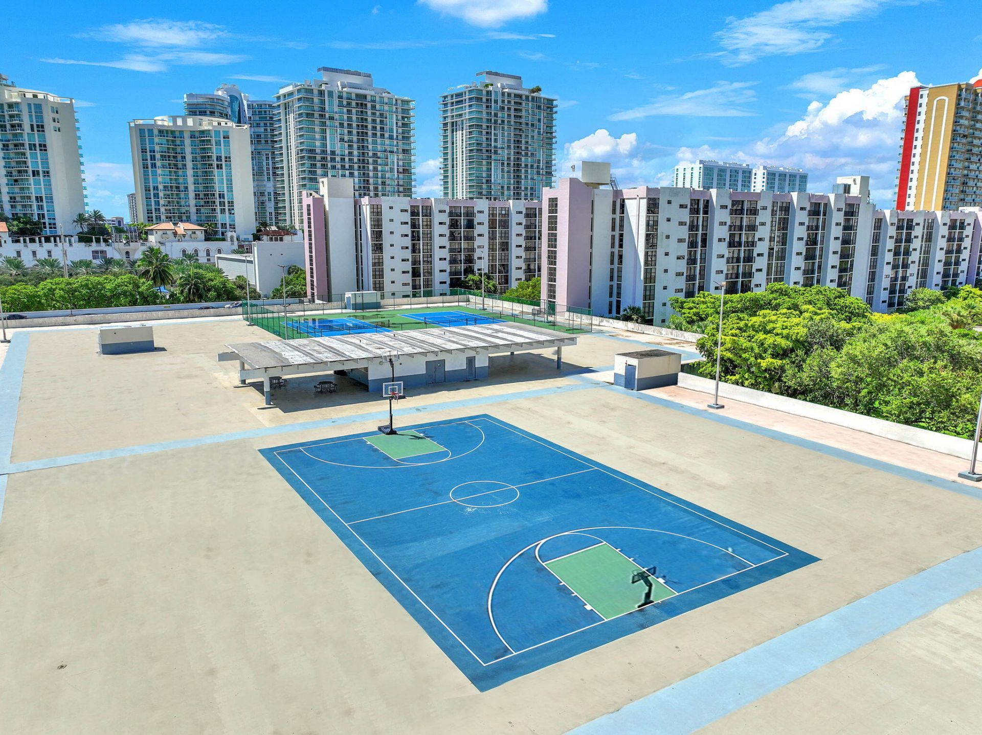 17021 N Bay Road, Unit 126, Sunny Isles Beach, FL 33160 Photo