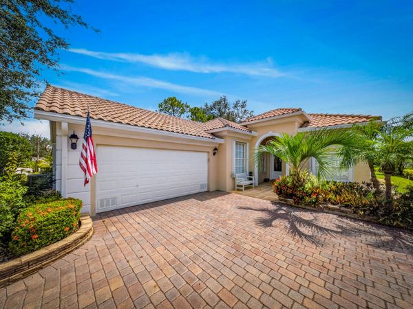 10811 SW Candlewood Road, Port St. Lucie, FL 34987