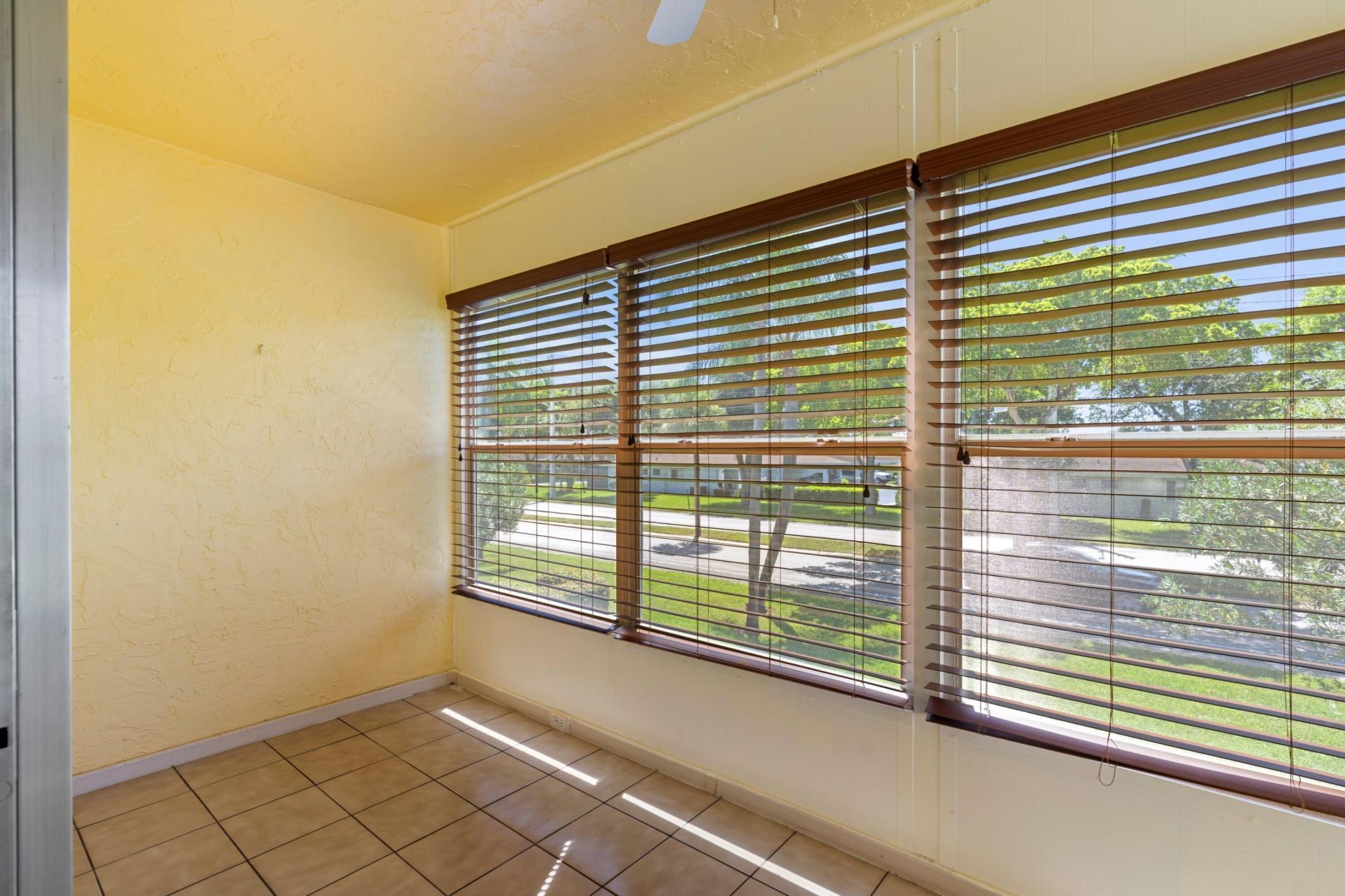 6 Abbey Lane, Unit 206, Delray Beach, FL 33446 Photo