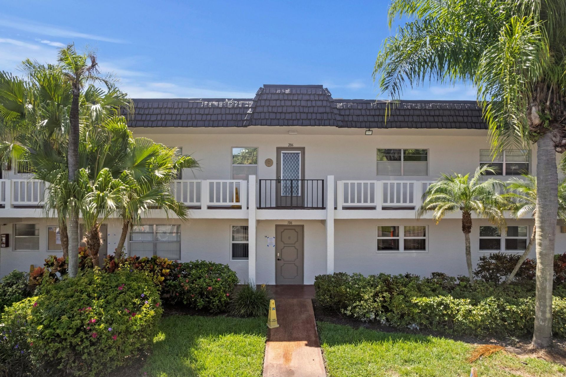 6 Abbey Lane, Unit 206, Delray Beach, FL 33446 Photo
