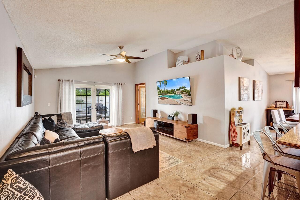 1948 SW 177th Avenue, Miramar, FL 33029 Photo