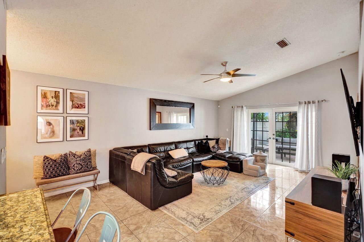 1948 SW 177th Avenue, Miramar, FL 33029 Photo