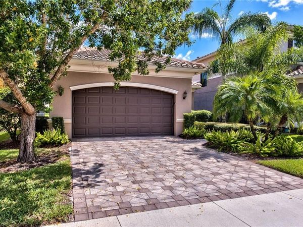 3417 Tigris LN , NAPLES, FL 34119