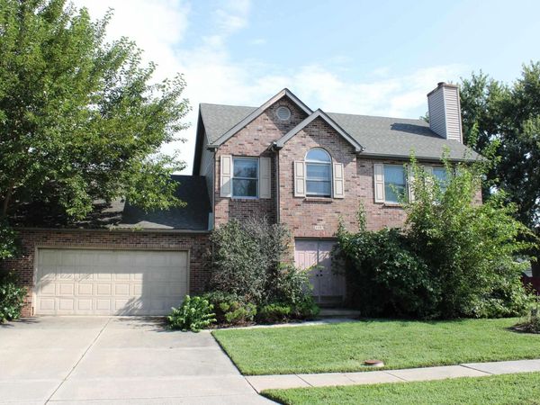 1105 CHRISTOPHER Lane, Springfield, IL 62712