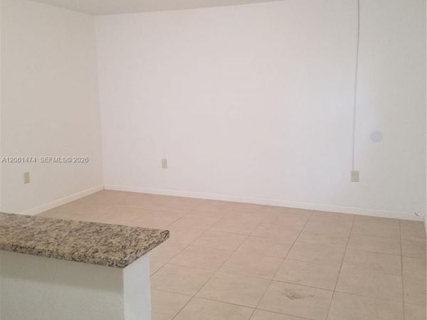 4450 SW 67 AVE , Unit Y, Miami, FL 33155