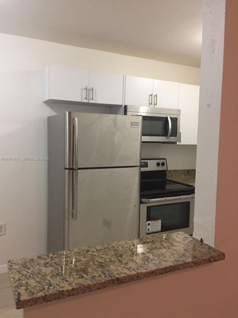 4450 SW 67 Ave, Unit Y, Miami, FL 33155 Photo