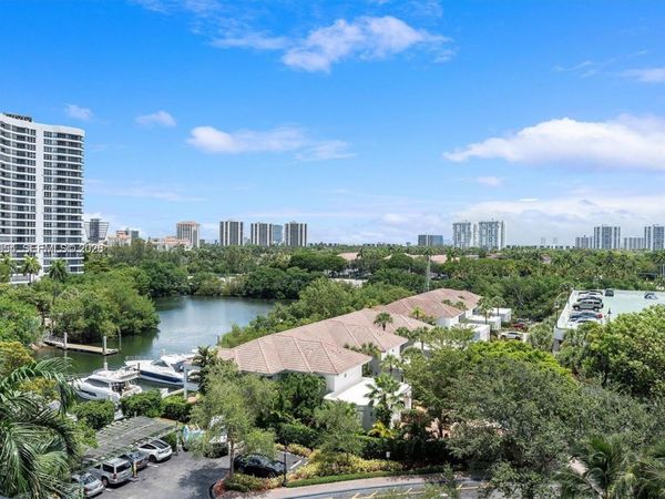 3530 Mystic Pointe Dr, Unit 808, Aventura, FL 33180
