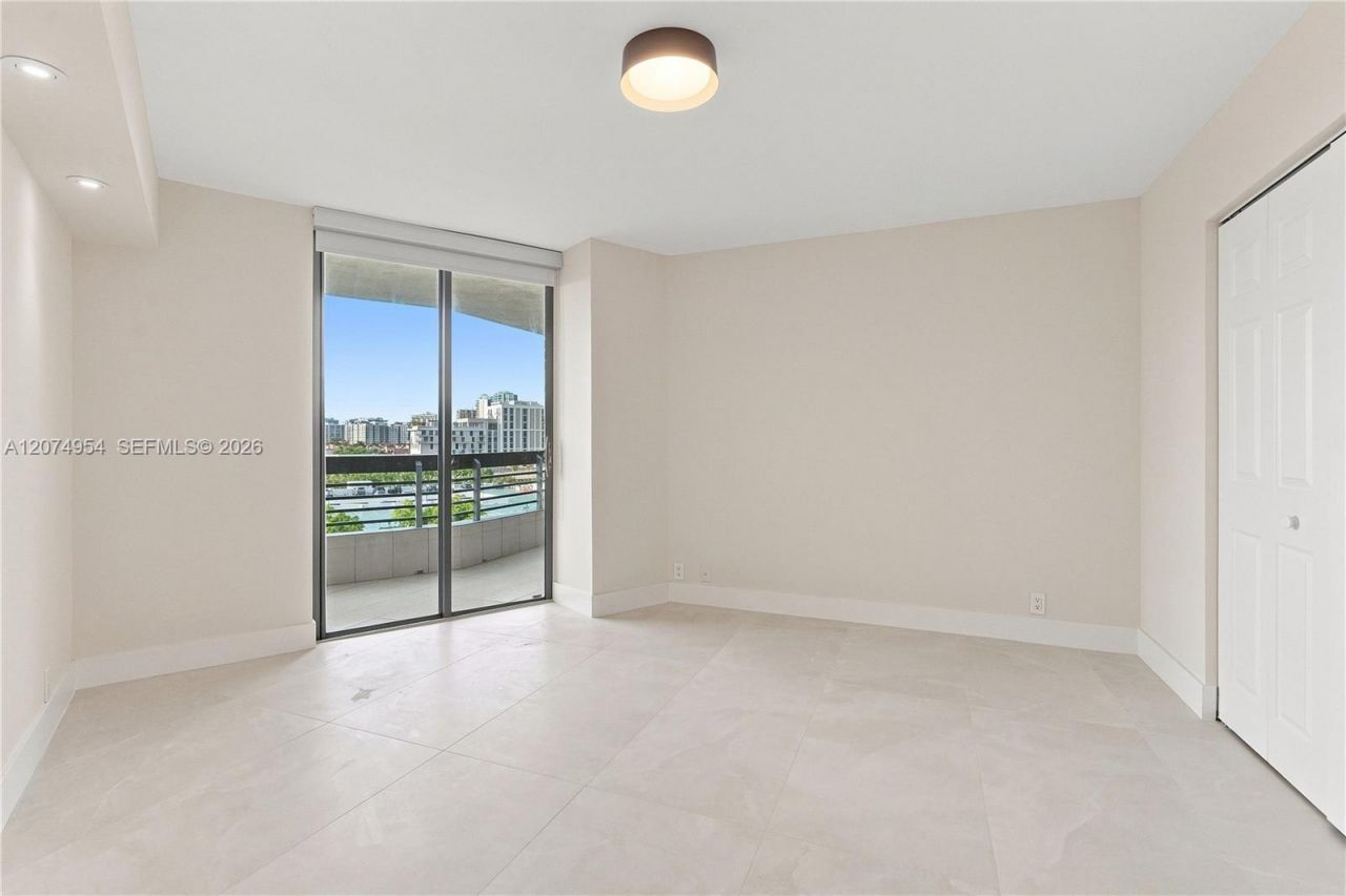 3530 Mystic Pointe Dr, Unit 808, Aventura, FL 33180 Photo