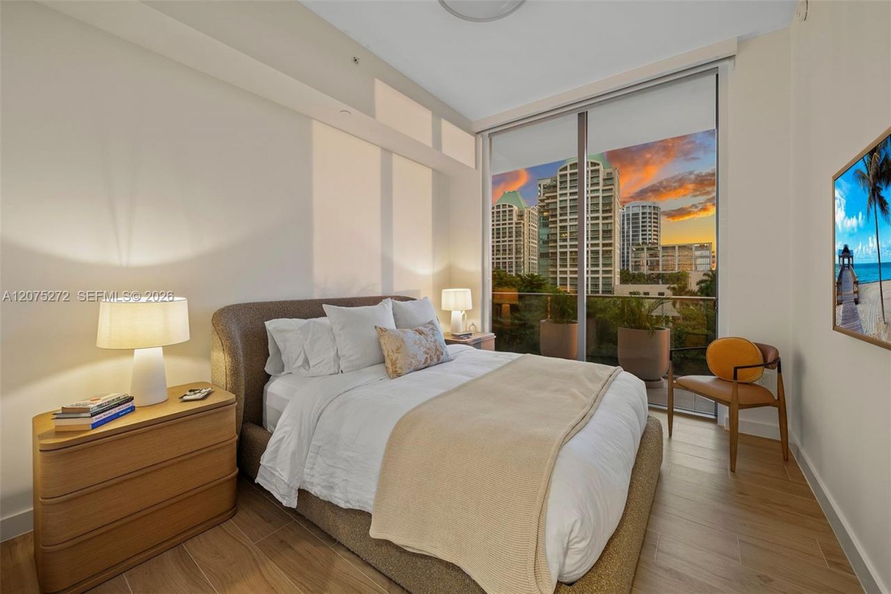 2678 Tigertail Ave, Unit 401, Miami, FL 33133 Photo