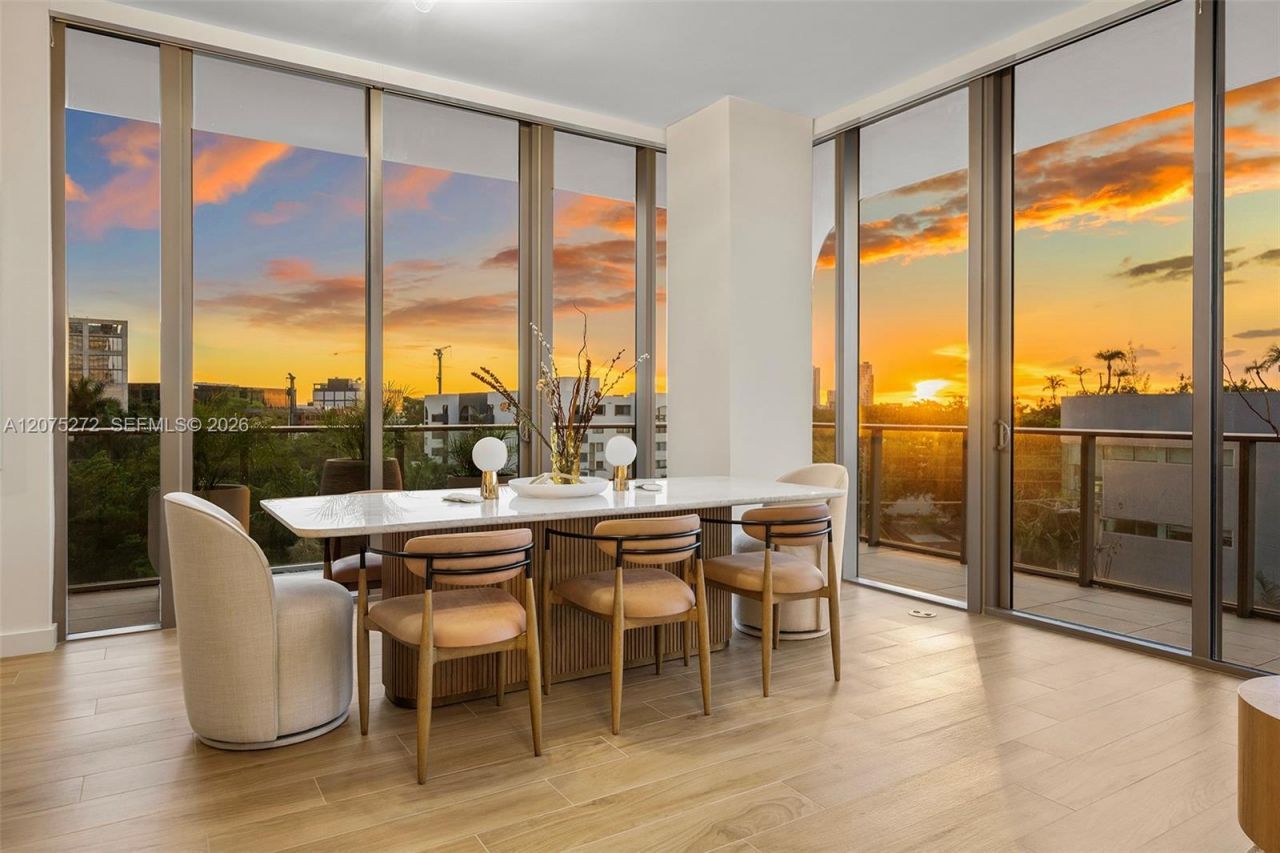 2678 Tigertail Ave, Unit 401, Miami, FL 33133 Photo