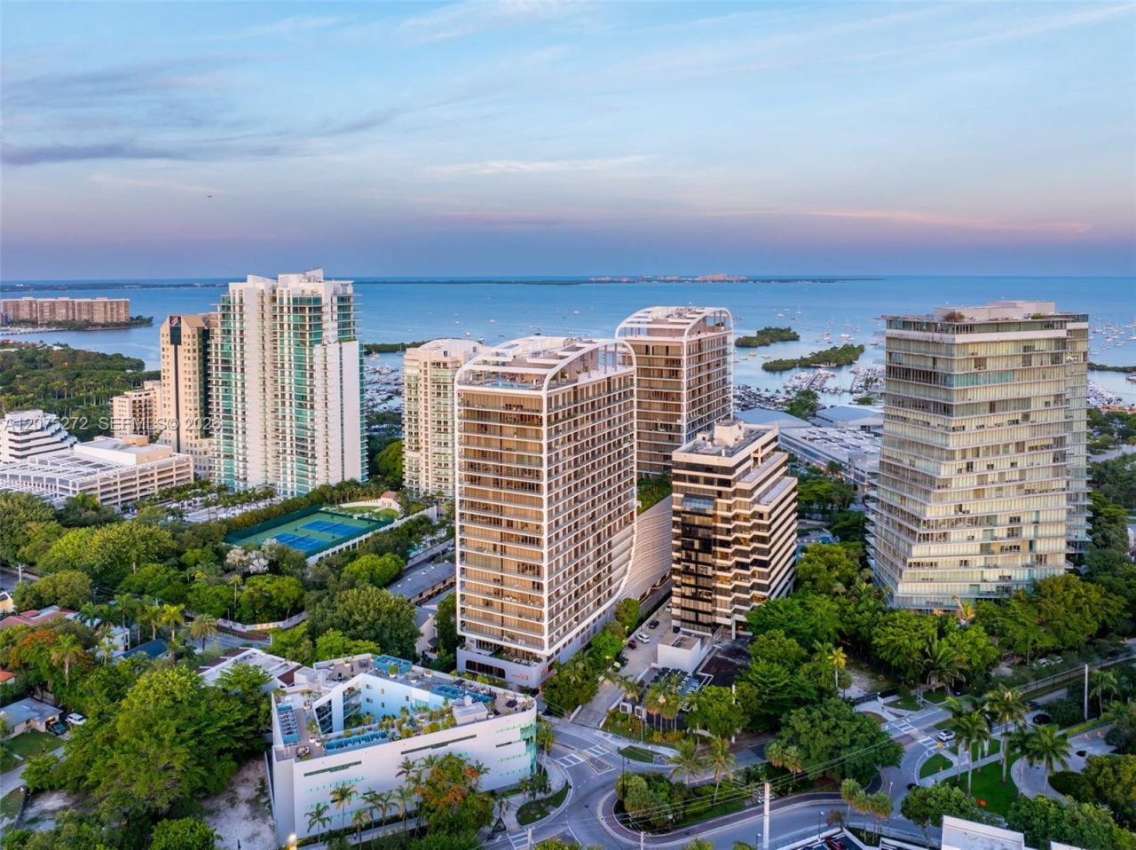 2678 Tigertail Ave, Unit 401, Miami, FL 33133 Photo