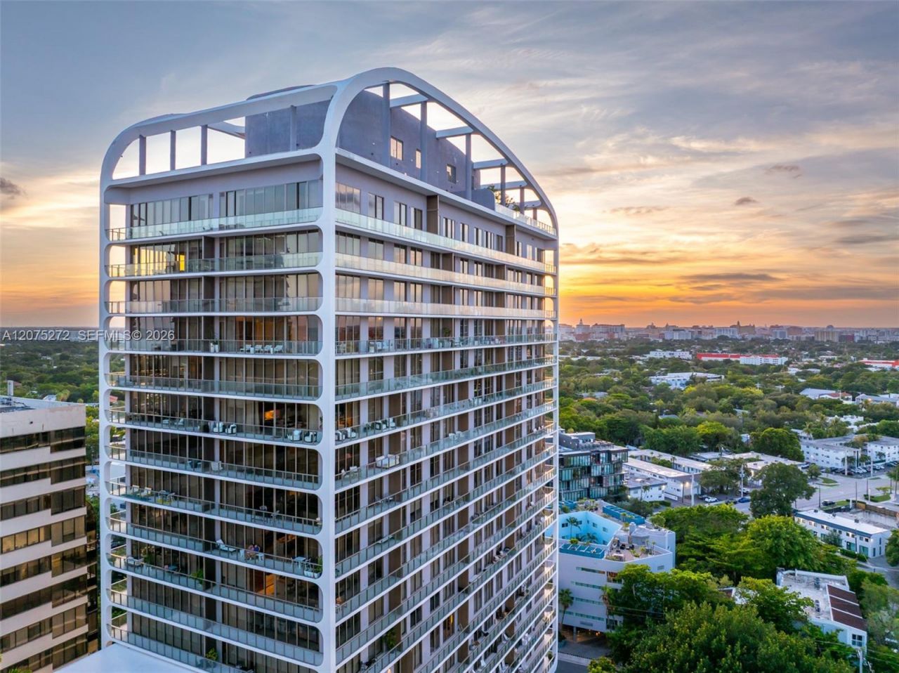 2678 Tigertail Ave, Unit 401, Miami, FL 33133 Photo