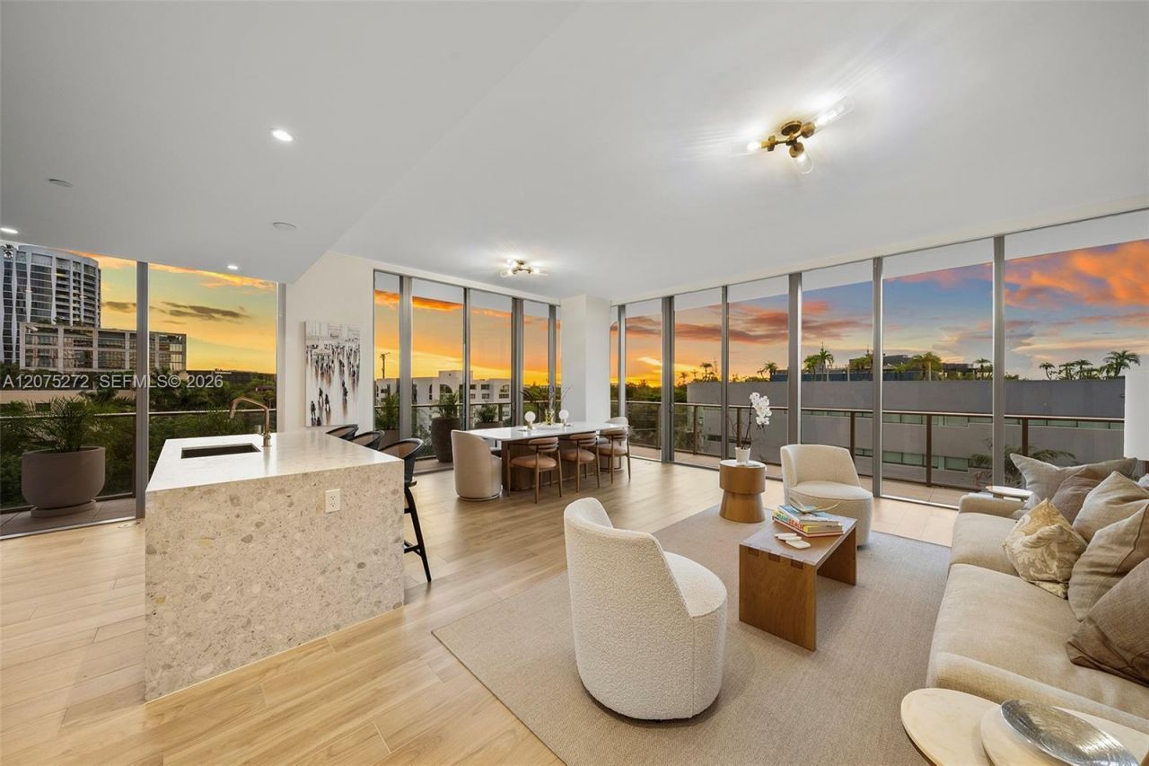 2678 Tigertail Ave, Unit 401, Miami, FL 33133 Photo