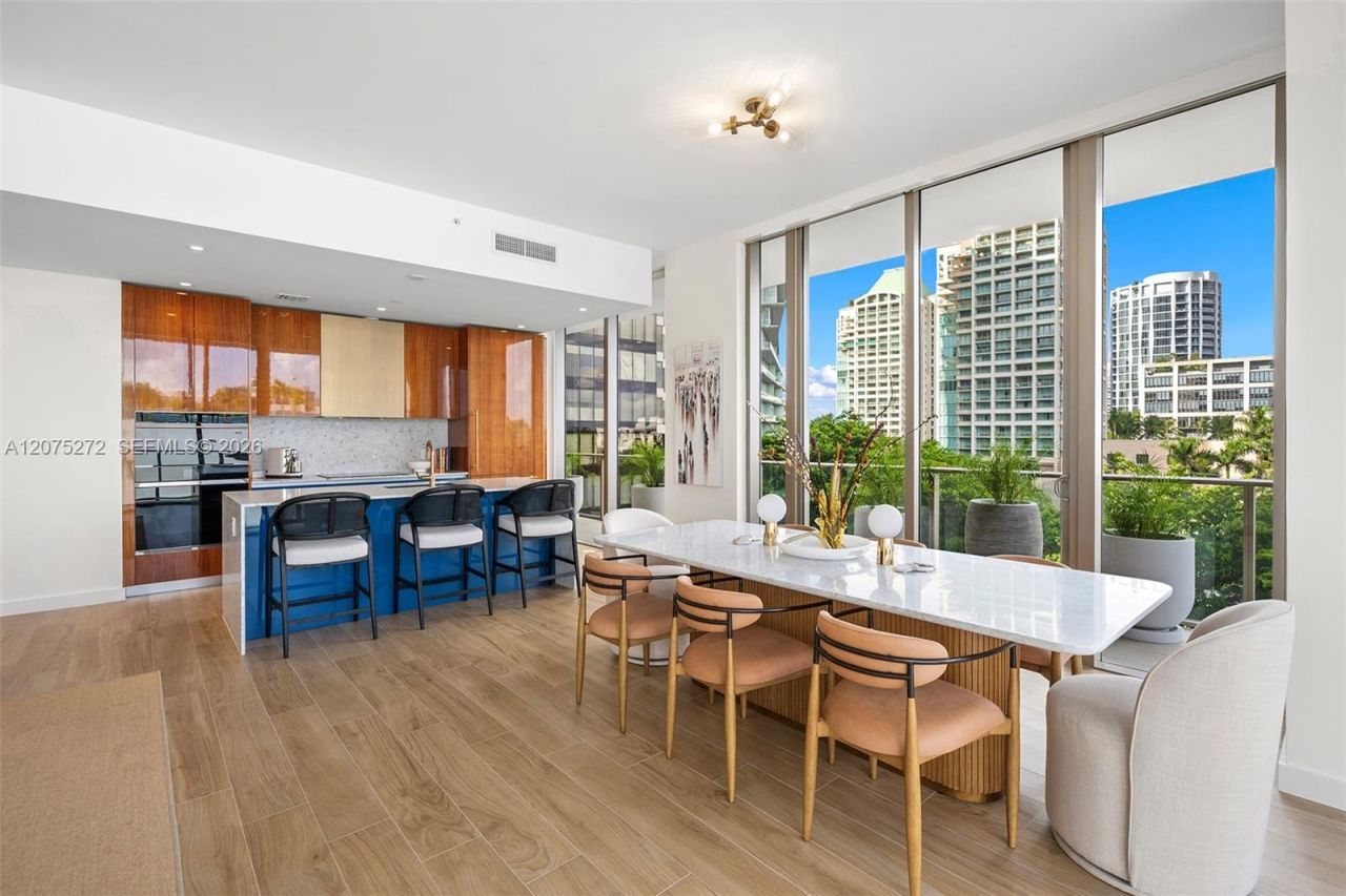 2678 Tigertail Ave, Unit 401, Miami, FL 33133 Photo