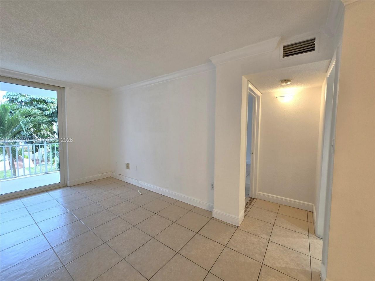 6940 Miami Gardens Dr , Unit 1-319, Hialeah, FL 33015 Photo