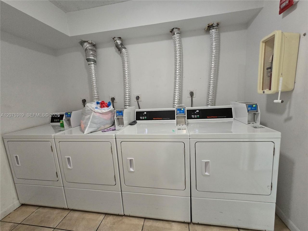 6940 Miami Gardens Dr , Unit 1-319, Hialeah, FL 33015 Photo