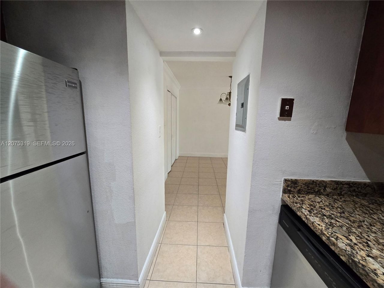 6940 Miami Gardens Dr , Unit 1-319, Hialeah, FL 33015 Photo