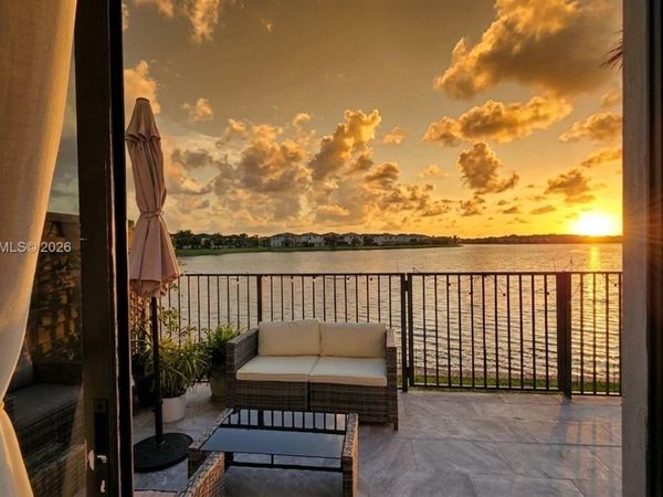 16017 NW 91st Ct , Miami Lakes, FL 33018