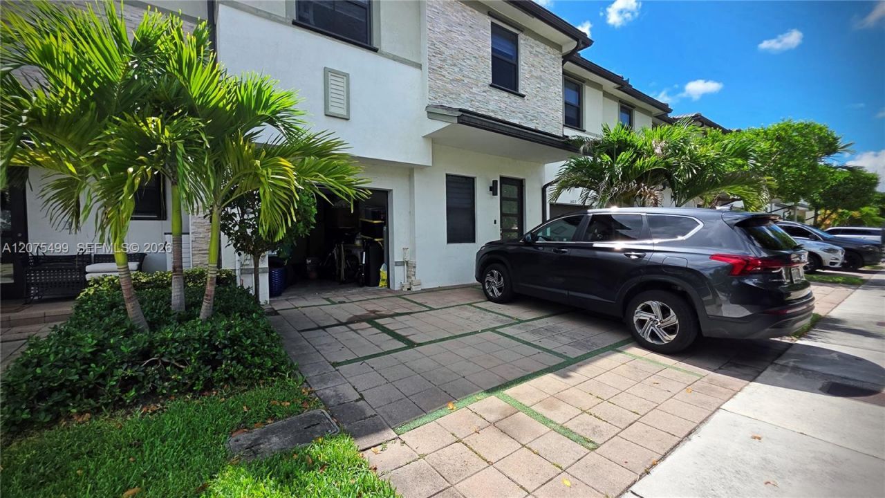 16017 NW 91st Ct , Miami Lakes, FL 33018 Photo