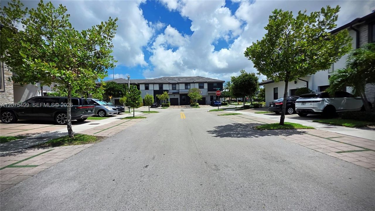 16017 NW 91st Ct , Miami Lakes, FL 33018 Photo