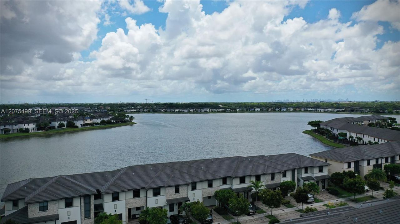 16017 NW 91st Ct , Miami Lakes, FL 33018 Photo