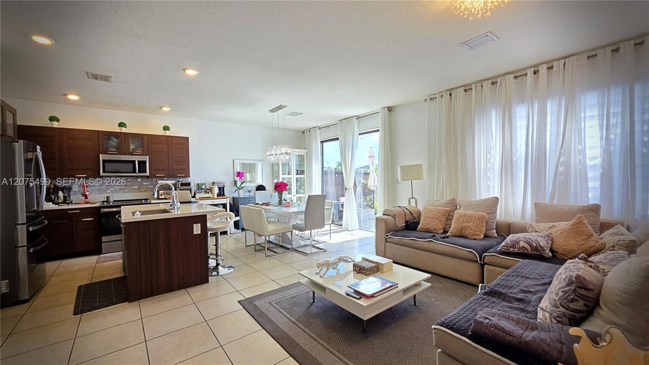 16017 NW 91st Ct , Miami Lakes, FL 33018 Photo