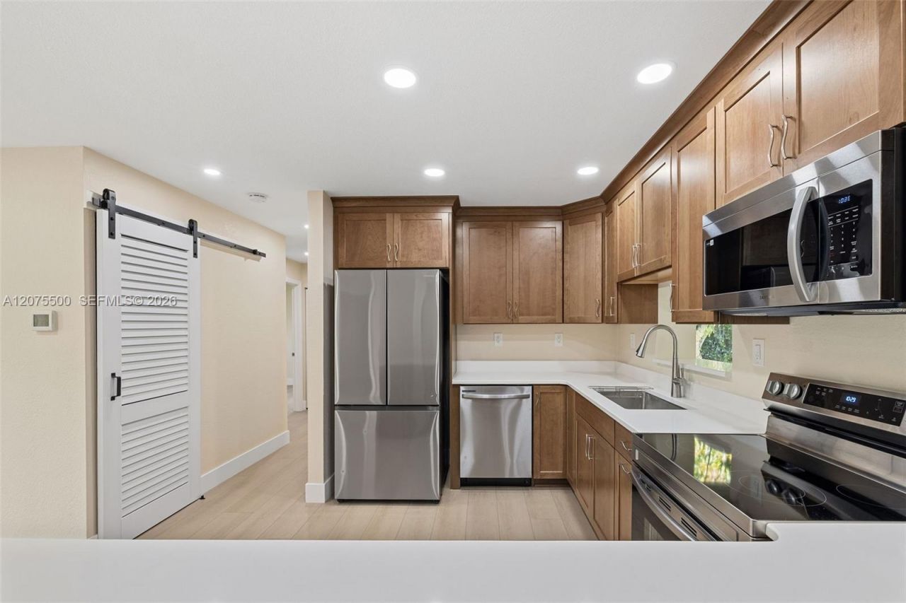 1391 NW 18th St , Homestead, FL 33030 Photo