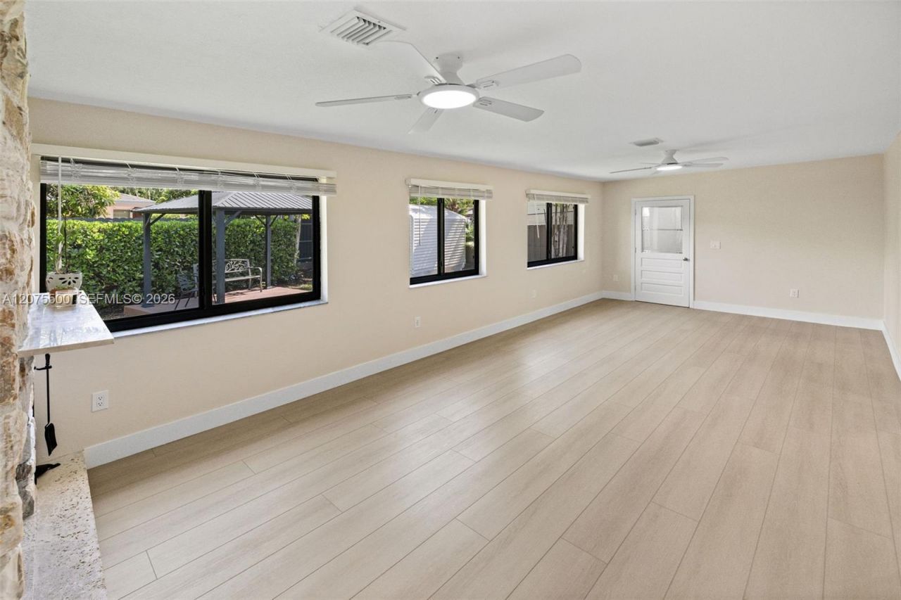 1391 NW 18th St , Homestead, FL 33030 Photo