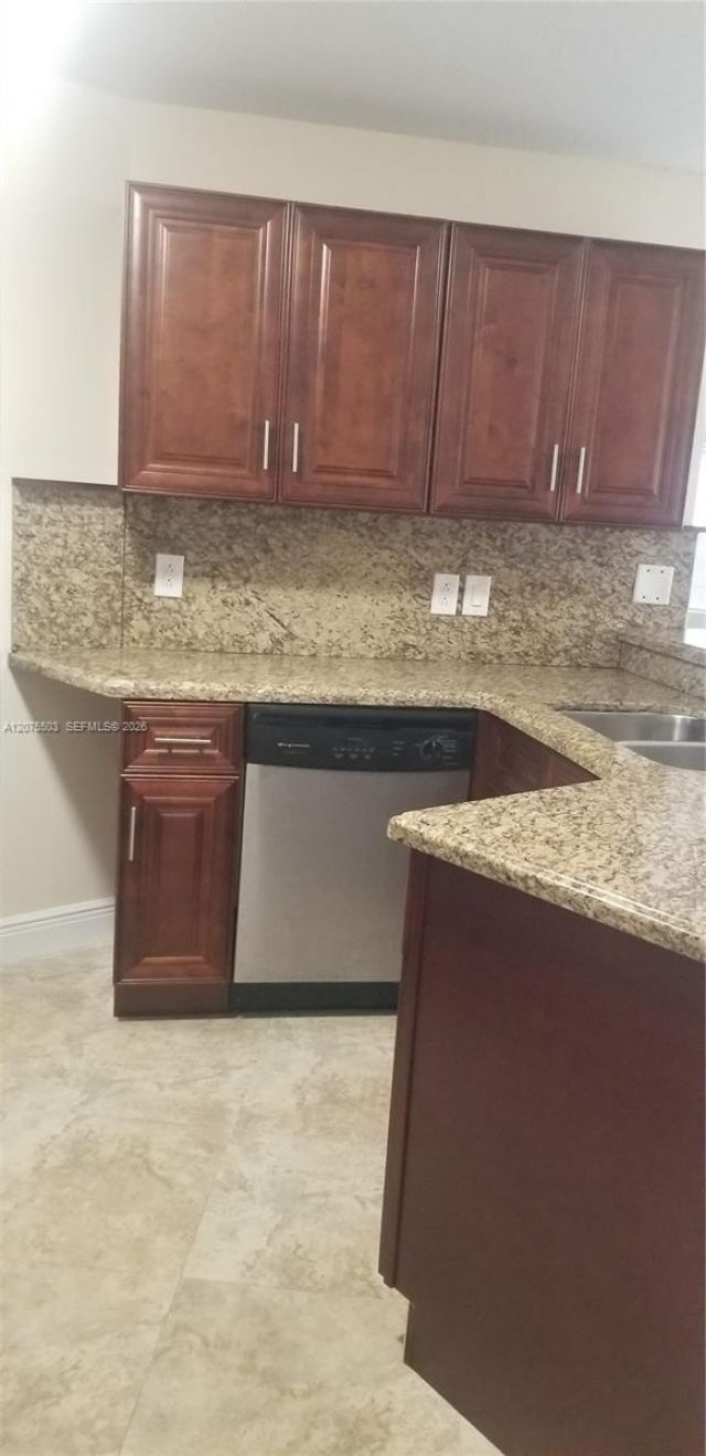9999 Summerbreeze Dr, Unit 613, Sunrise, FL 33322 Photo