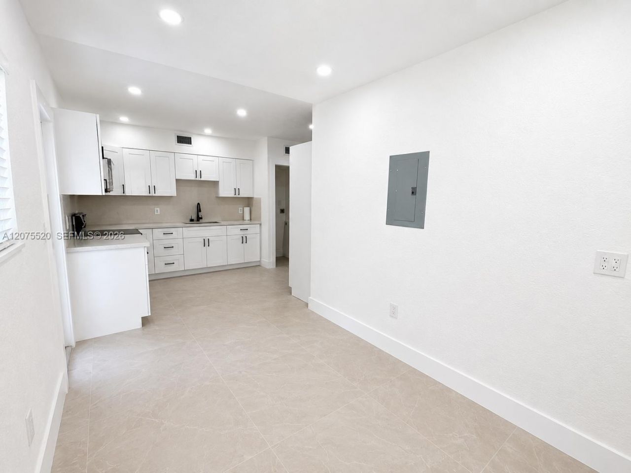 7239 NW Third St , Miami, FL 33126 Photo
