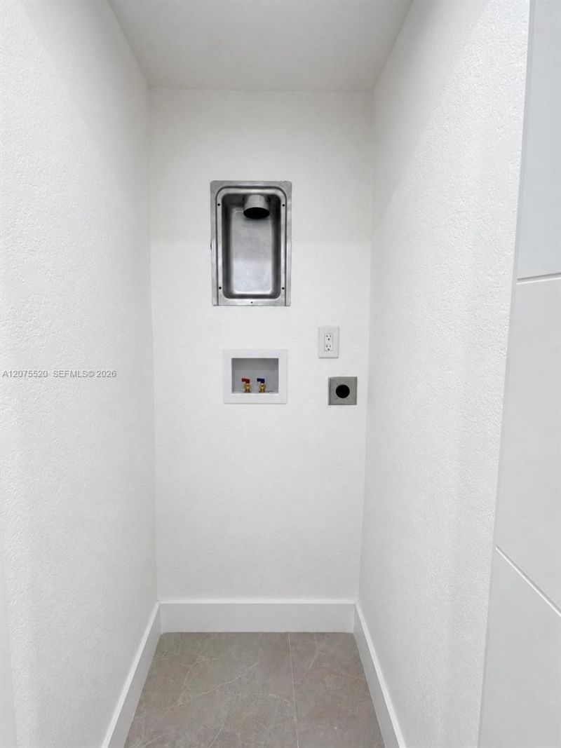 7239 NW Third St , Miami, FL 33126 Photo